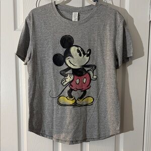 Disney Gray Women’s T-Shirt with Mickey Mouse Graphics, NWOT